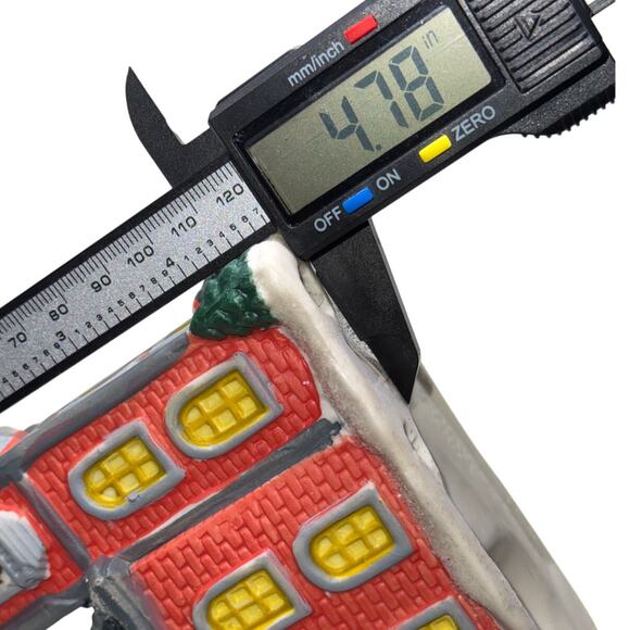 Cobblestone Corners 2003 Fire Station Christmas Village Light-Up Display - Picture 9 of 9